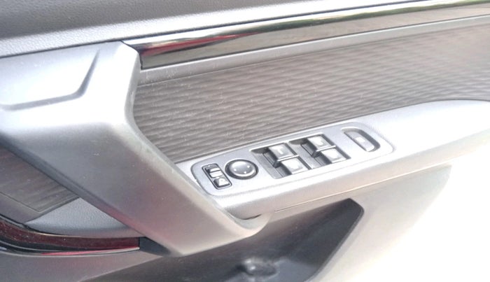 2022 Renault Kiger RXZ AMT DUAL TONE, Petrol, Automatic, 30,726 km, interior