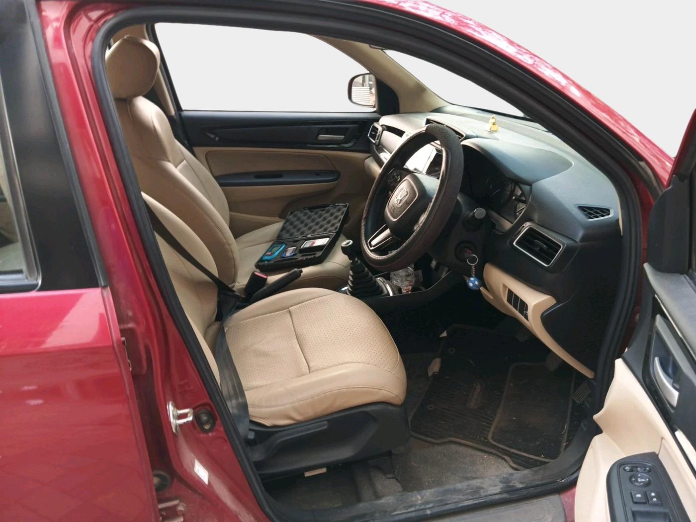 2018 Honda Amaze 1.2L I-VTEC S, Petrol, Manual, 71,399 km, interior