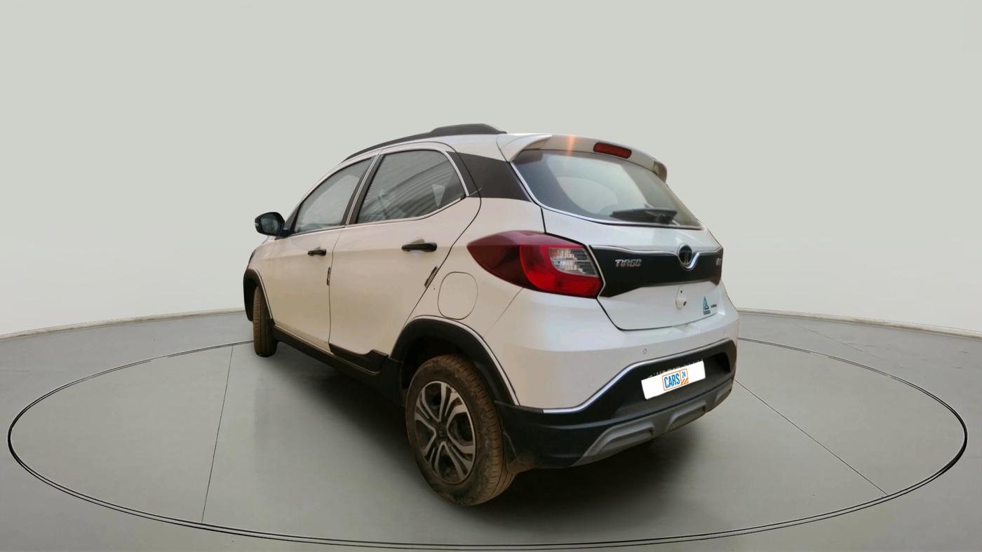 2024 Tata TIAGO NRG  NRG XZA CNG, CNG, Automatic, 31,105 km, exterior