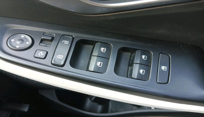 2022 Hyundai Creta SX 1.5 PETROL, Petrol, Manual, 334 km, interior