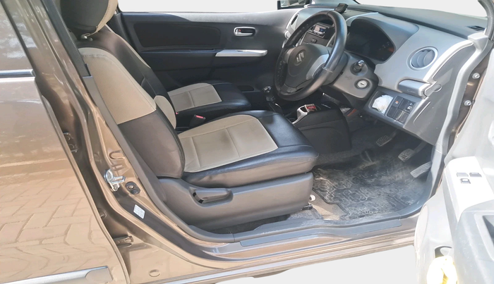 2011 Maruti Wagon R 1.0 LXI, Petrol, Manual, 19,837 km, interior