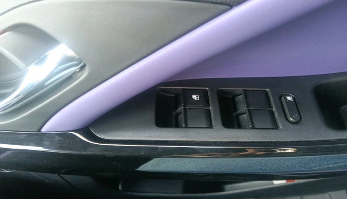 2023 Tata NEXON FEARLESS PURPLE + AMT DUAL TONE 1.5 DIESEL, Diesel, Automatic, 18,068 km, interior