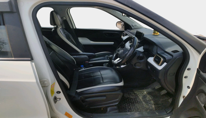 2024 Tata PUNCH ACCOMPLISHED DAZZLE SUNROOF CNG MT, CNG, Manual, 67,173 km, interior