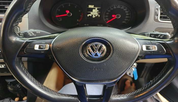 2018 Volkswagen Ameo HIGHLINE1.2L PLUS 16 ALLOY, Petrol, Manual, 93,429 km, interior