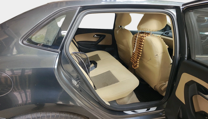 2018 Volkswagen Ameo HIGHLINE1.2L PLUS 16 ALLOY, Petrol, Manual, 93,429 km, interior