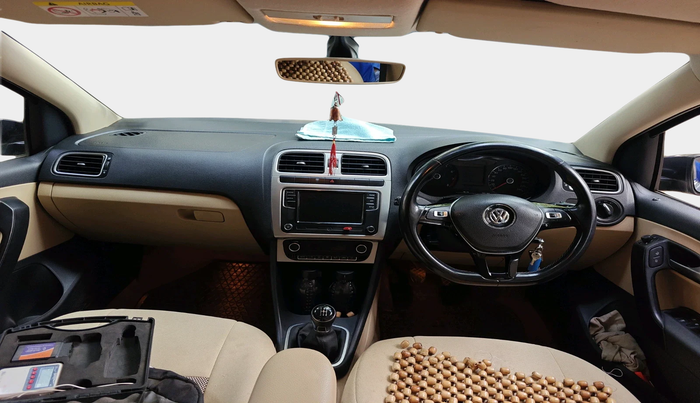 2018 Volkswagen Ameo HIGHLINE1.2L PLUS 16 ALLOY, Petrol, Manual, 93,429 km, interior