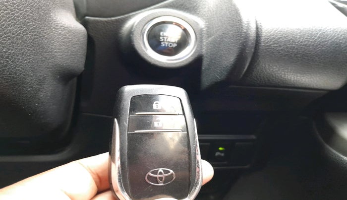 2018 Toyota Innova Crysta 2.4 VX 8 STR, Diesel, Manual, 1,03,607 km, interior