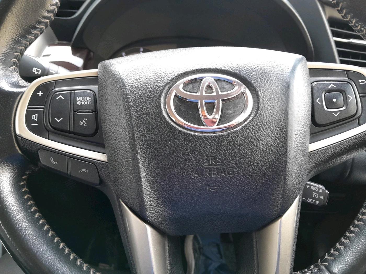 2018 Toyota Innova Crysta 2.4 VX 8 STR, Diesel, Manual, 1,03,607 km, interior