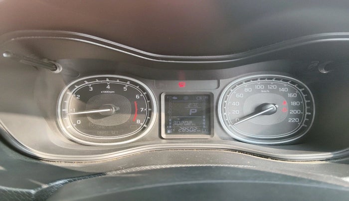 2020 Maruti Vitara Brezza ZXI PLUS AT DUAL TONE SHVS, Petrol, Automatic, 28,503 km, interior