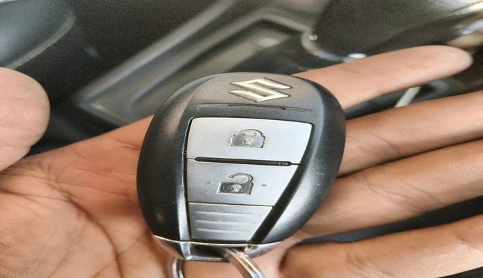 2020 Maruti Vitara Brezza ZXI PLUS AT DUAL TONE SHVS, Petrol, Automatic, 28,503 km, interior