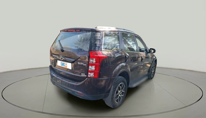 2017 Mahindra XUV500 W6 AT, Diesel, Automatic, 2,12,898 km, exterior