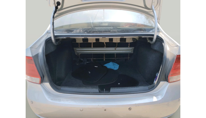 2011 Volkswagen Vento HIGHLINE PETROL AT, Petrol, Automatic, 1,06,161 km, exterior