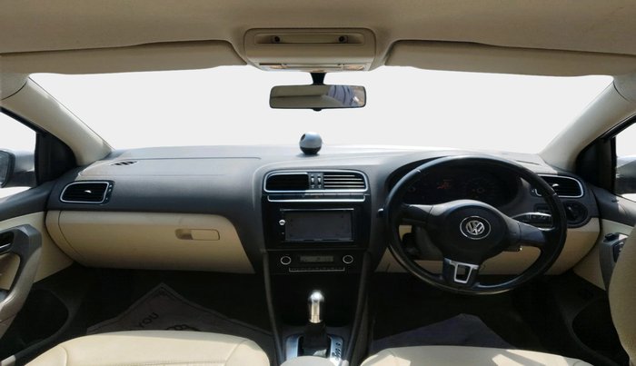 2011 Volkswagen Vento HIGHLINE PETROL AT, Petrol, Automatic, 1,06,161 km, interior