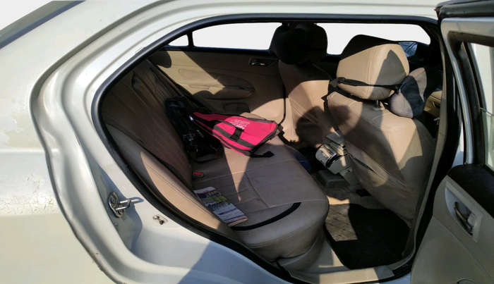 2015 Maruti Swift Dzire VDI, Diesel, Manual, 1,36,618 km, interior