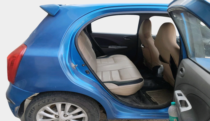 2011 Toyota Etios Liva V, Petrol, Manual, 1,91,802 km, interior