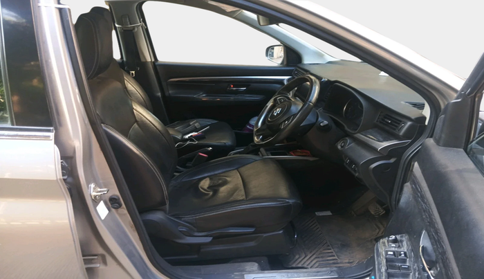 2019 Maruti XL6 ALPHA AT, Petrol, Automatic, 1,27,230 km, interior