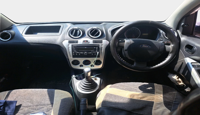 2011 Ford Figo ZXI 1.2 PETROL, Petrol, Manual, 1,08,469 km, interior