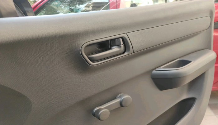 2010 Maruti Swift LXI, Petrol, Manual, 1,13,277 km, interior