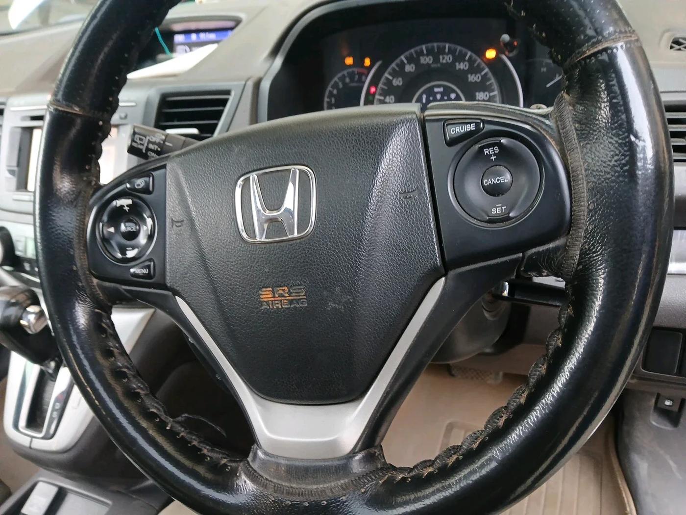 2014 Honda CRV 2.4L 2WD AT, Petrol, Automatic, 96,731 km, interior