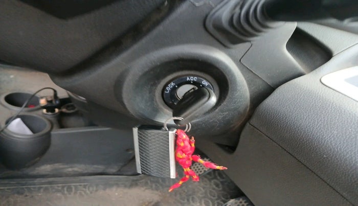 2014 Chevrolet Beat LT PETROL, Petrol, Manual, 76,758 km, interior