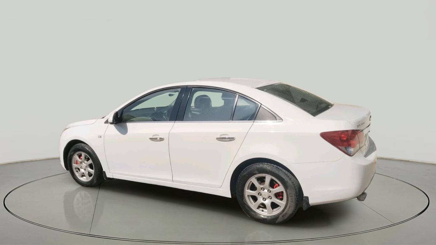 2013 Chevrolet Cruze LTZ AT, Diesel, Automatic, 1,08,680 km, exterior