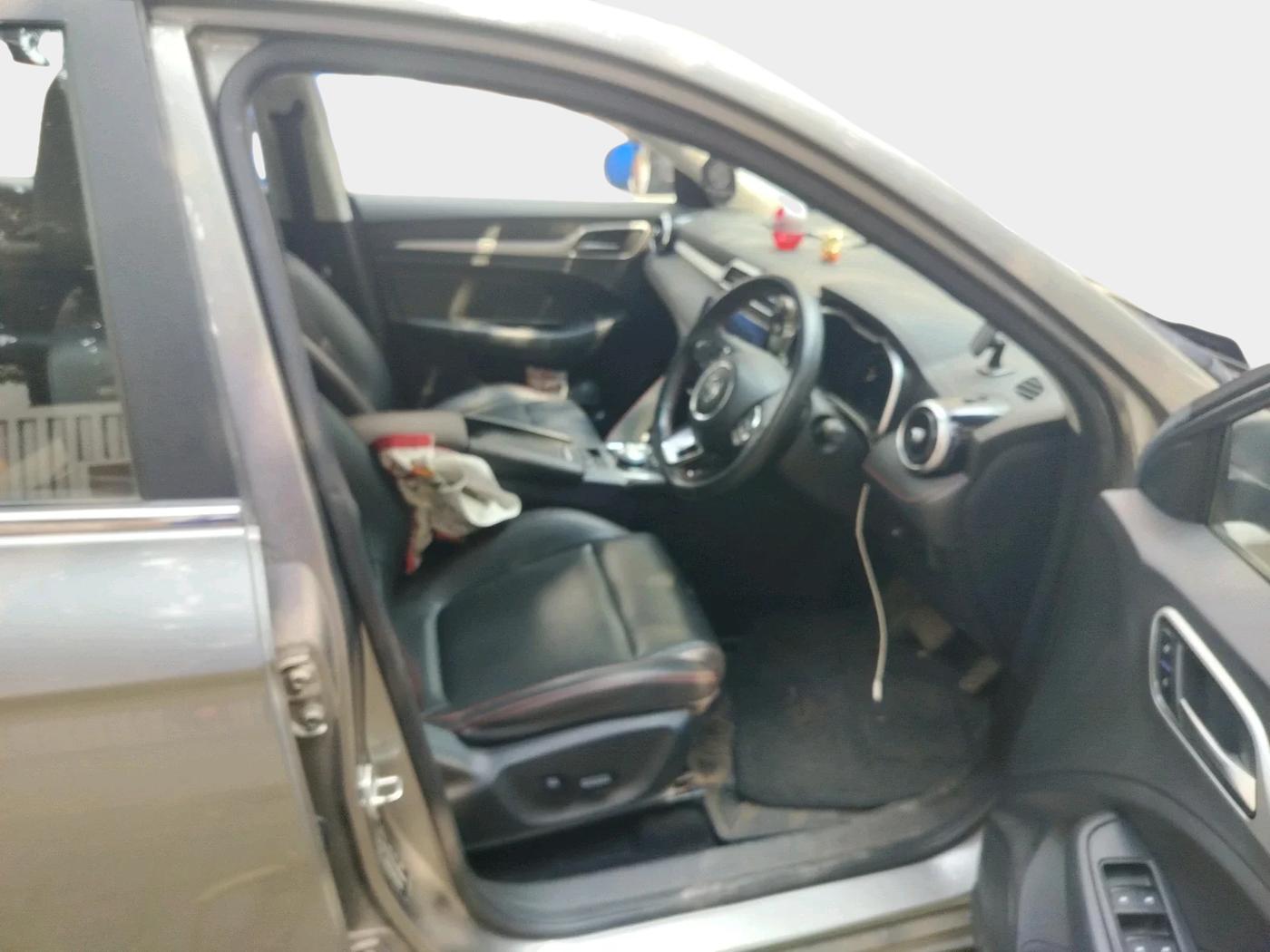 2022 MG ZS EV EXCLUSIVE, Electric, Automatic, 20,396 km, interior