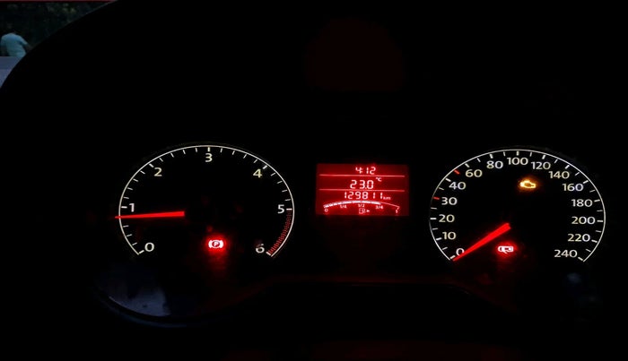 2014 Volkswagen Cross Polo HIGHLINE TDI, Diesel, Manual, 1,29,811 km, interior