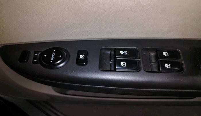 2013 Hyundai i20 SPORTZ 1.2, Petrol, Manual, 95,111 km, interior