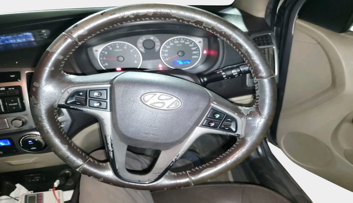 2013 Hyundai i20 SPORTZ 1.2, Petrol, Manual, 95,111 km, interior