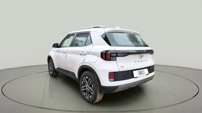 2024 Hyundai VENUE SX 1.2 PETROL, Petrol, Manual, 6,869 km, exterior