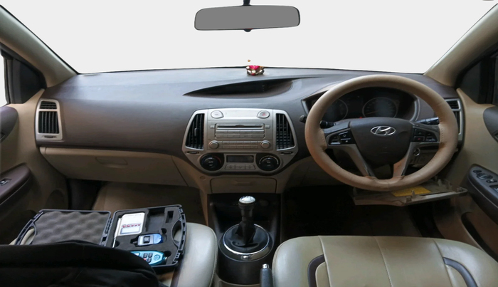 2012 Hyundai i20 SPORTZ 1.2, Petrol, Manual, 1,19,861 km, interior