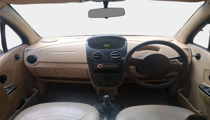 2011 Chevrolet Spark LS 1.0, Petrol, Manual, 1,23,316 km, interior