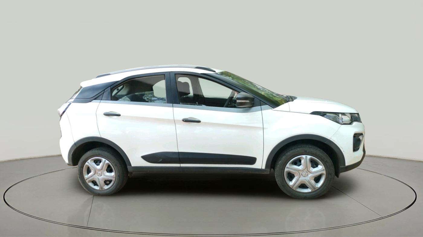2021 Tata NEXON XM PETROL, Petrol, Manual, 38,417 km, exterior