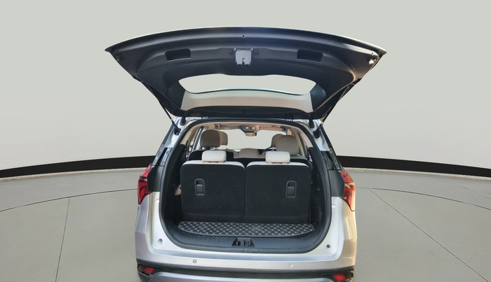 2023 Mahindra XUV700 AX 7 LUXURY P AT 7 STR, Petrol, Automatic, 11,419 km, exterior