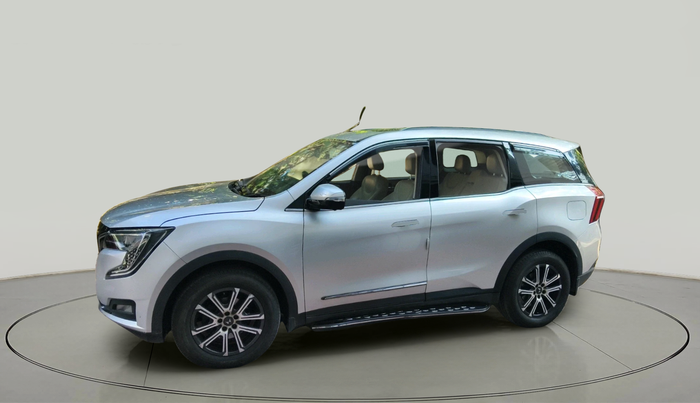 2023 Mahindra XUV700 AX 7 LUXURY P AT 7 STR, Petrol, Automatic, 11,419 km, exterior