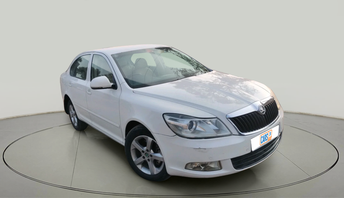 2011 Skoda Laura ELEGANCE 2.0 TDI CR AT, Diesel, Automatic, 93,291 km, exterior