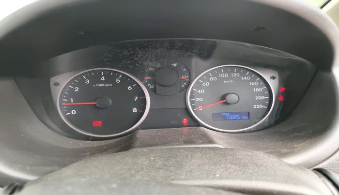 2013 Hyundai i20 SPORTZ 1.2, Petrol, Manual, 73,851 km, interior