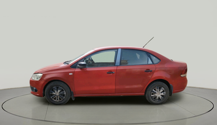 2011 Volkswagen Vento TRENDLINE 1.6, Petrol, Manual, 83,020 km, exterior