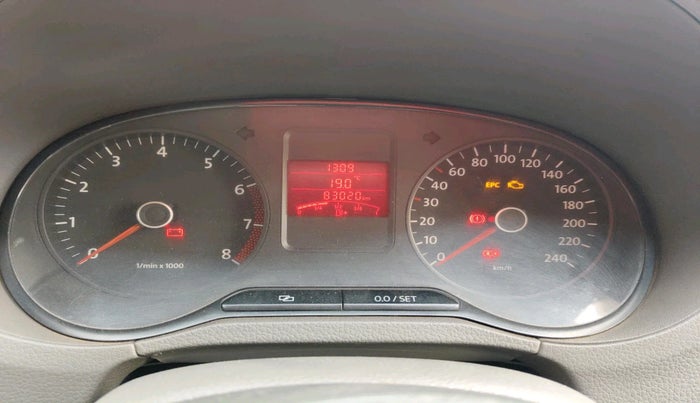 2011 Volkswagen Vento TRENDLINE 1.6, Petrol, Manual, 83,020 km, interior