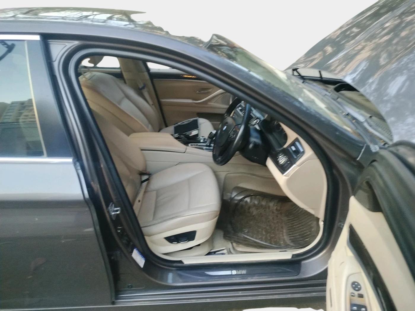 2012 BMW 5 Series 520D 2.0, Diesel, Automatic, 90,754 km, interior