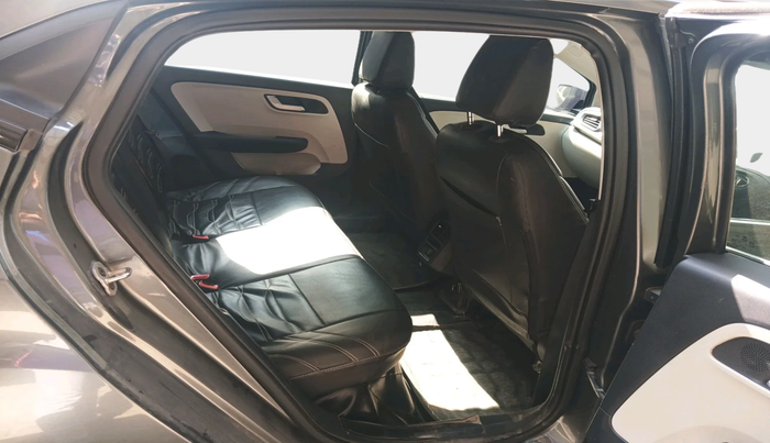 2023 Tata ALTROZ XZ CNG, Petrol, Manual, 31,782 km, interior