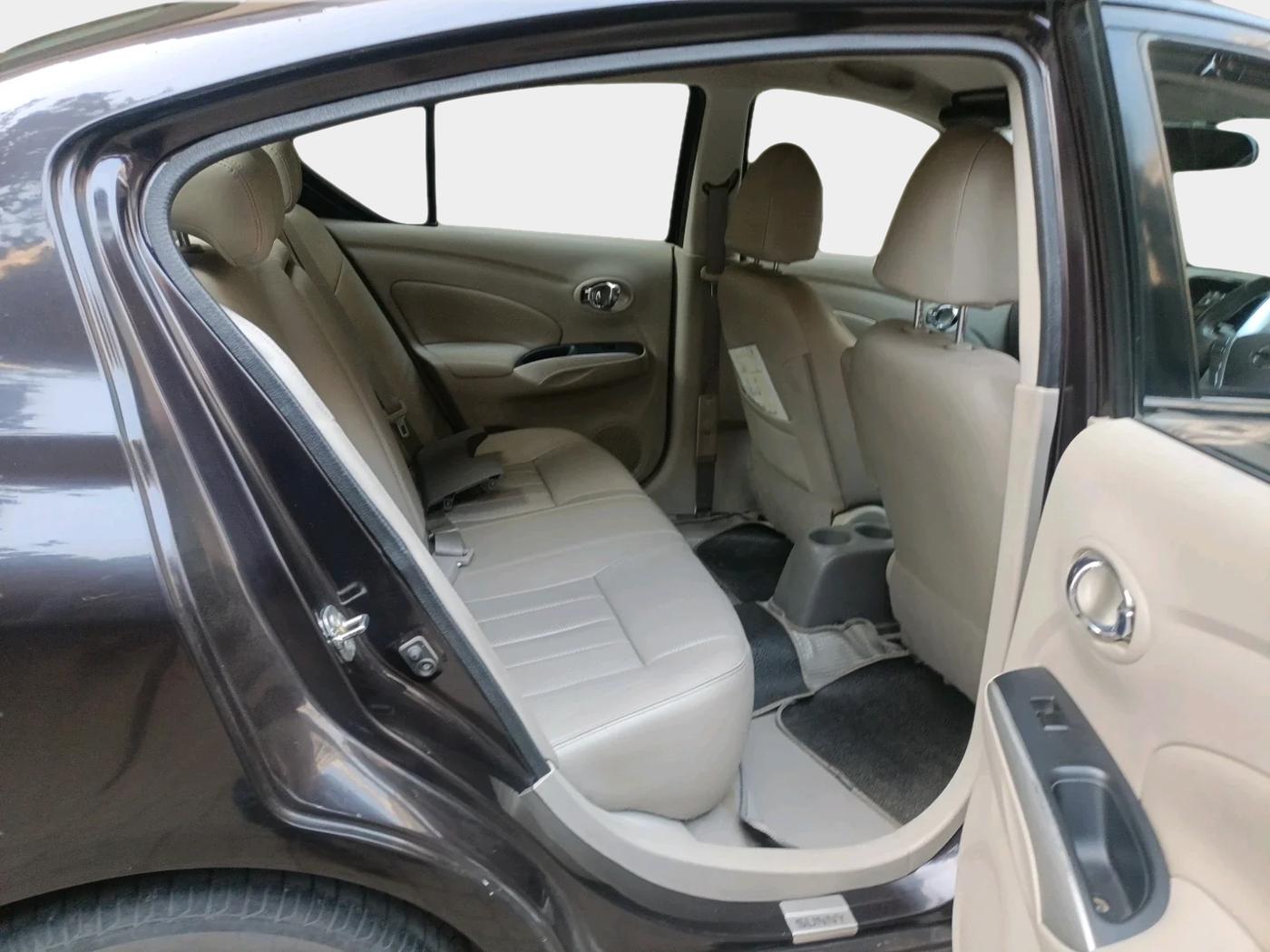 2015 Nissan Sunny XV CVT, Petrol, Automatic, 54,433 km, interior