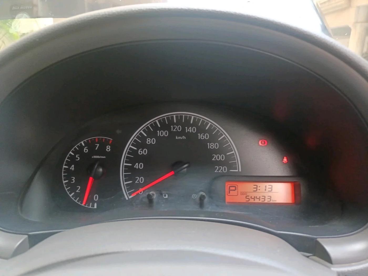 2015 Nissan Sunny XV CVT, Petrol, Automatic, 54,433 km, interior