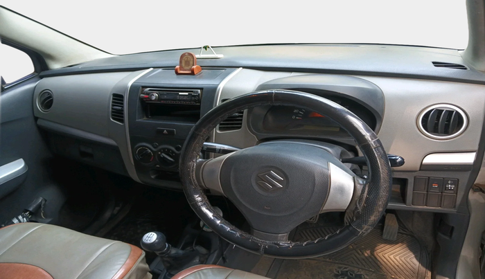 2011 Maruti Wagon R 1.0 LXI, Petrol, Manual, 1,41,070 km, interior