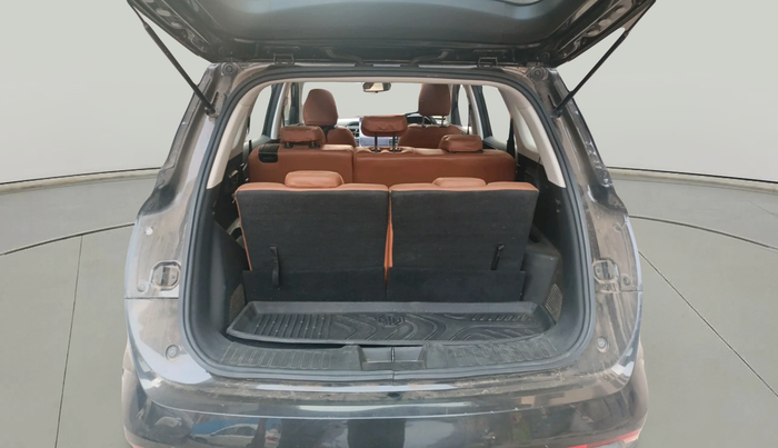 2024 MG HECTOR PLUS Select Pro 1.5 MT 7 STR, Petrol, Manual, 11,030 km, exterior