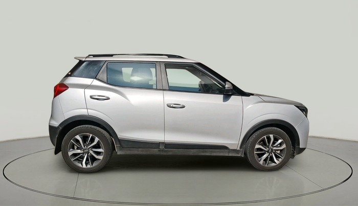 2021 Mahindra XUV300 W8 (O) 1.5 DIESEL, Diesel, Manual, 53,071 km, exterior