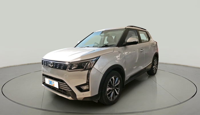 2021 Mahindra XUV300 W8 (O) 1.5 DIESEL, Diesel, Manual, 53,071 km, exterior