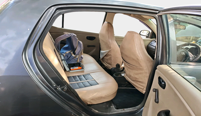 2011 Hyundai i10 ERA 1.1, CNG, Manual, 1,23,035 km, interior