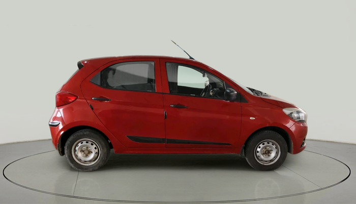 2018 Tata Tiago XM PETROL, CNG, Manual, 35,425 km, exterior