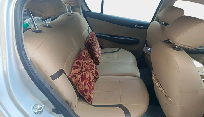 2012 Hyundai i20 SPORTZ 1.2, Petrol, Manual, 30,661 km, interior